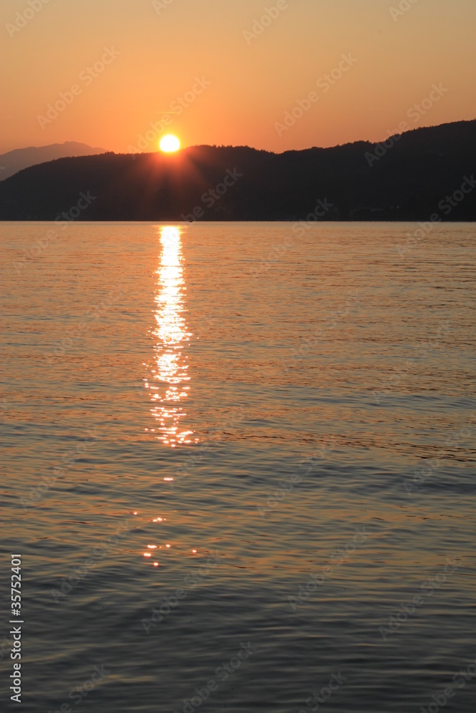 Naklejka premium Sonnenuntergang 4