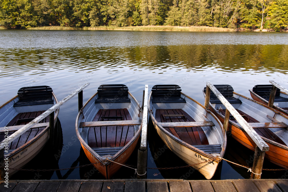 Rowing boats at the Schlachtensee