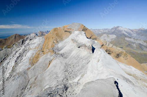 Pic du Taillon depuis le Casque du Marbor  