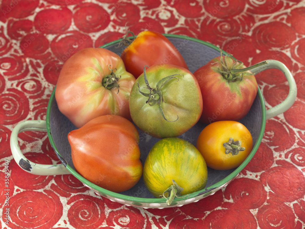 Assortiment de tomates bio anciennes Assortiment de tomates bio anciennes
