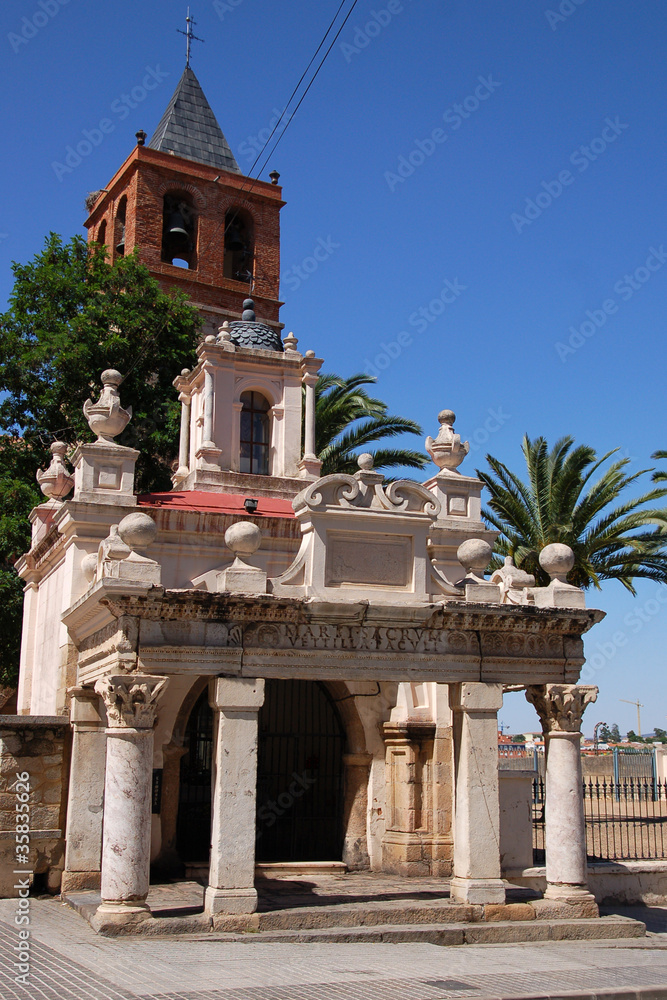 Obraz premium St Eulalia Church in Merida