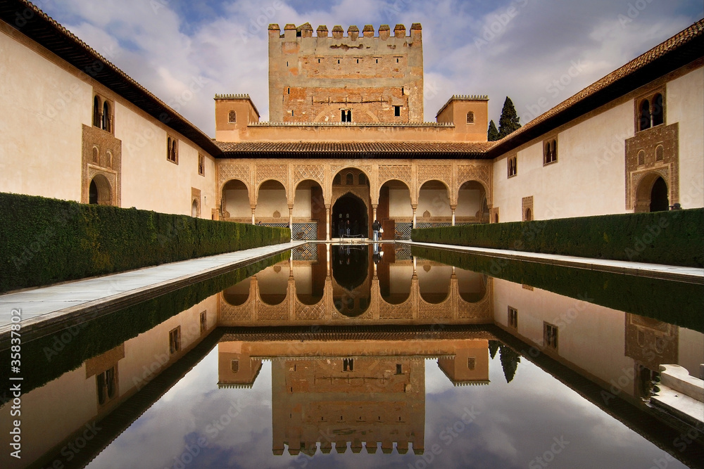 Patio de los Arrayanes