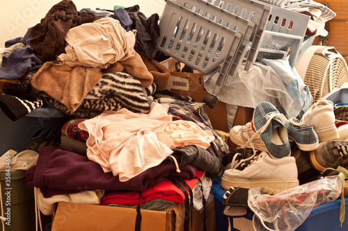Fototapeta Naklejka Na Ścianę i Meble -  Pile of misc items stored in an unorganized fashion