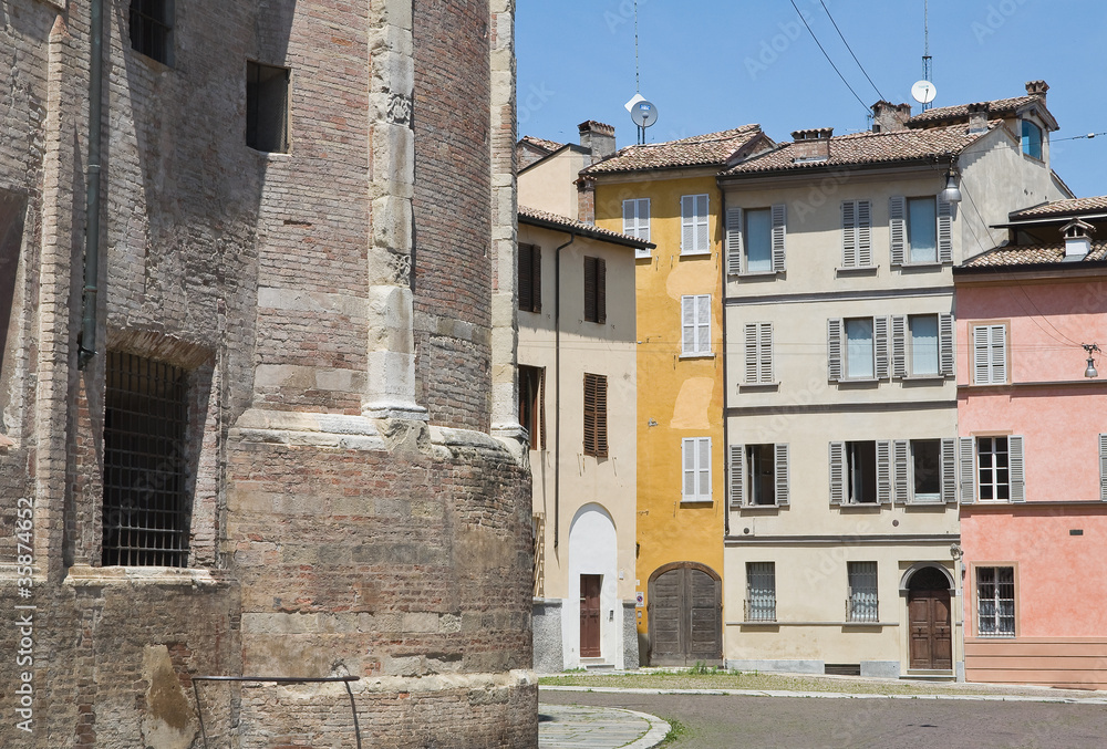 Alleyway. Parma. Emilia-Romagna. Italy.