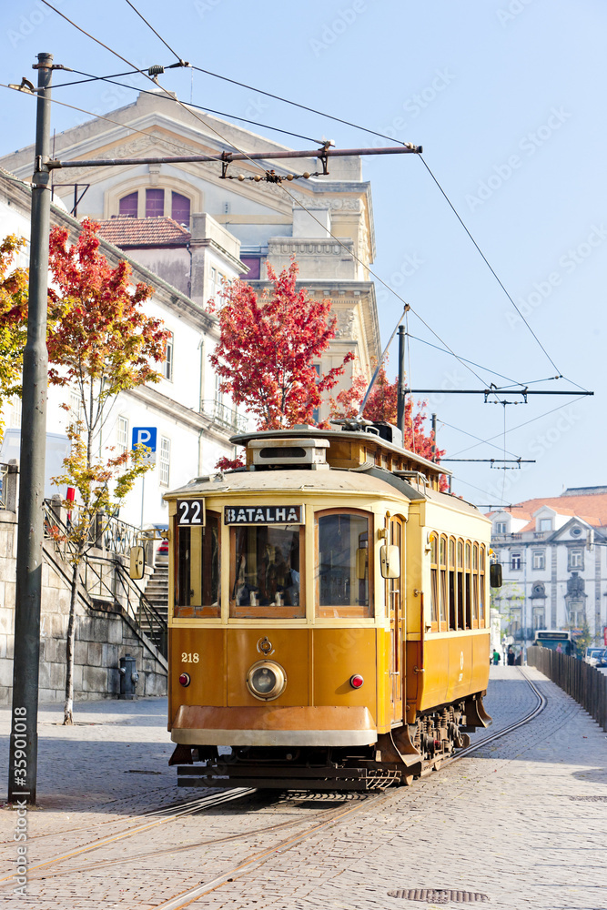 tram, Porto, Portugal - obrazy, fototapety, plakaty 
