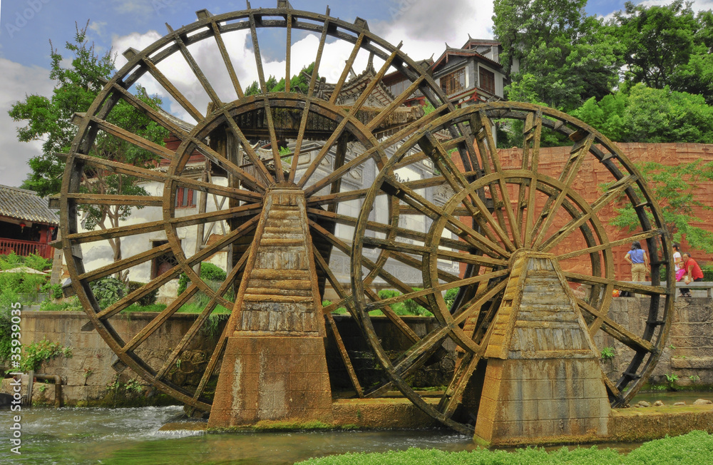 Lijiang Wahrzeichen Wasserrad