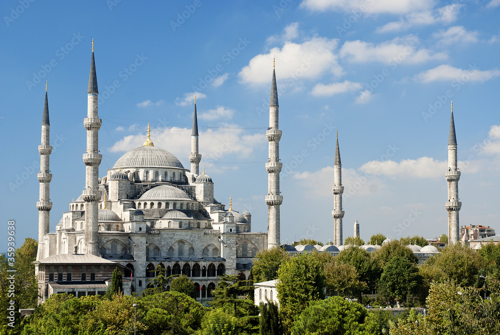 sultan ahmed mosque in istanbul turkey