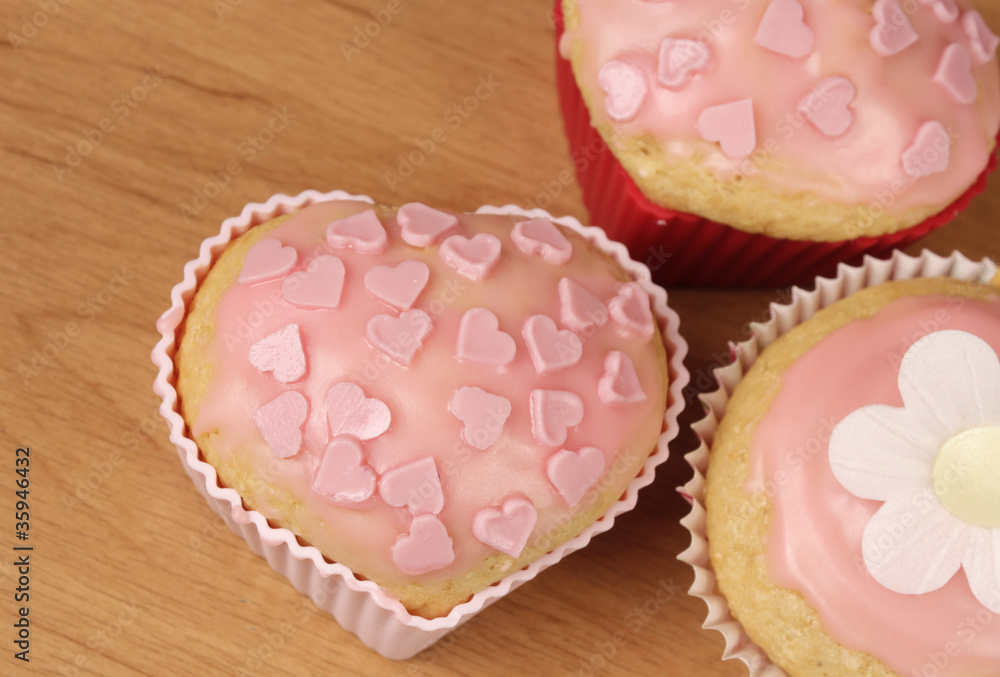 Heart shaped cupcakes Heart shaped cupcakes