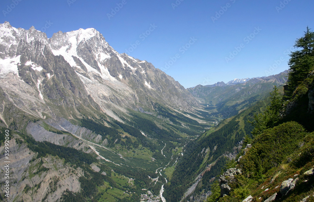 Val Ferret from top of Mont Chetif