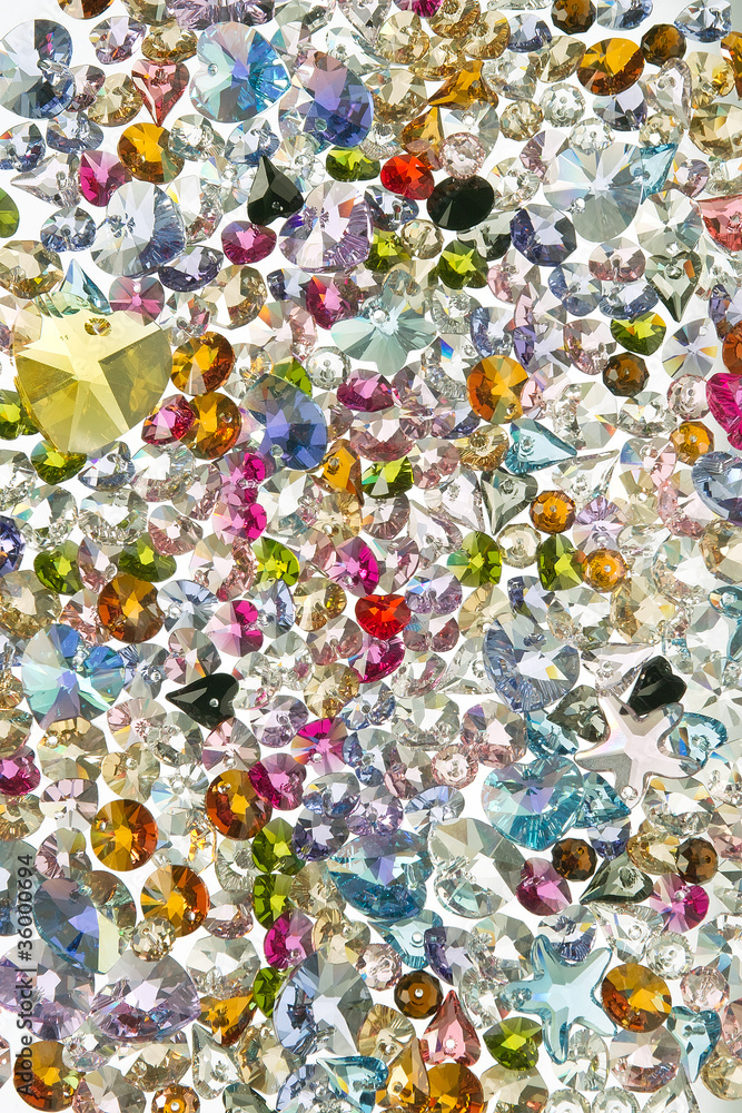Samolepka swarovski su fondo bianco