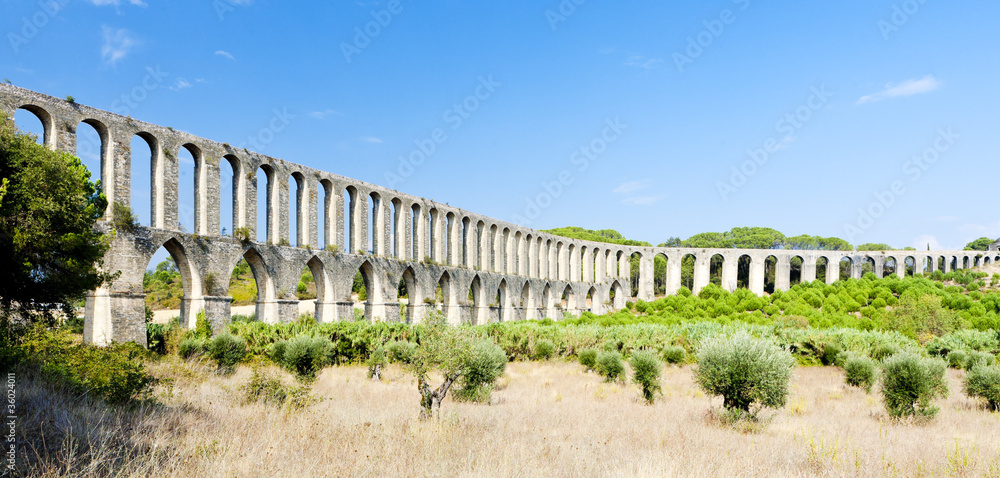 Pegoes Aqueduct, Estremadura, Portugal