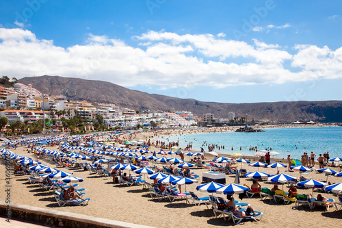 Los Cristianos beach. Tenerife, Canaries © Aleksandar Todorovic