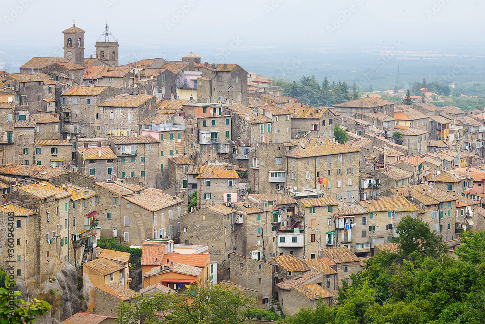 Roofs, Italy