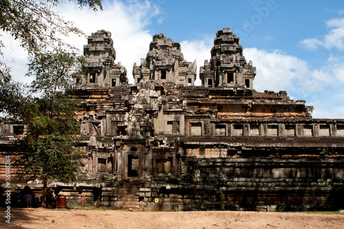 Angkor Wat © alexxich