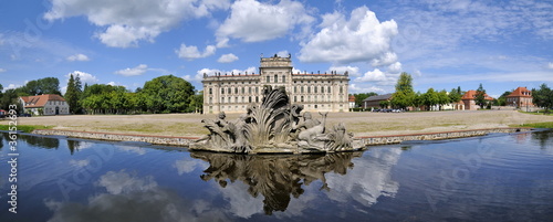 Obraz na płótnie Schloss Ludwigslust w salonie