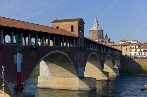 Ponte coperto e Duomo, Pavia