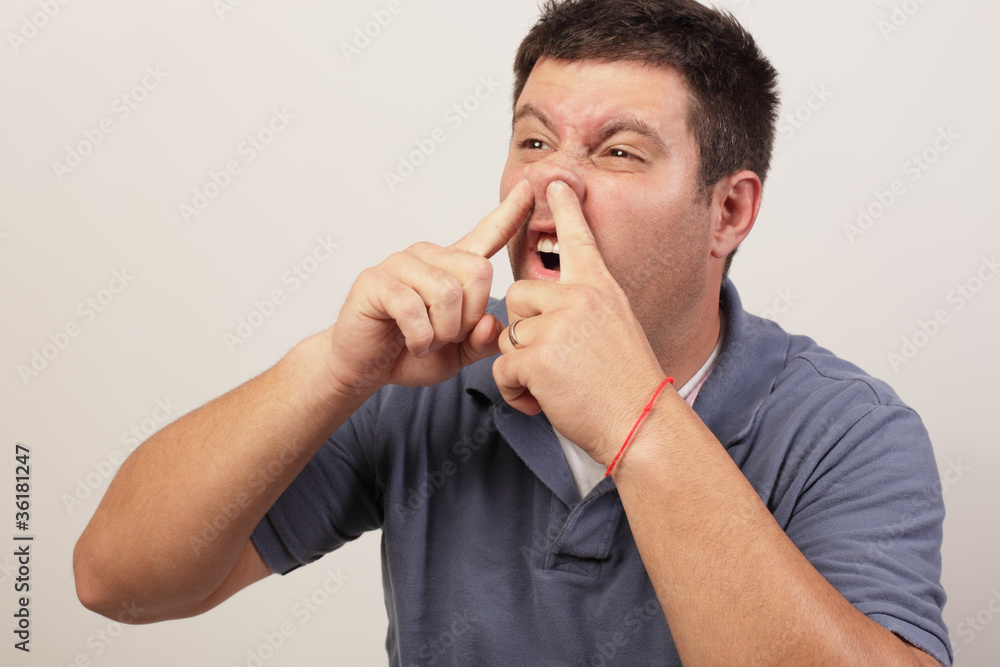 thumb-one-s-nose