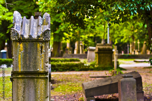 Gräber in der Nachmittagssonne