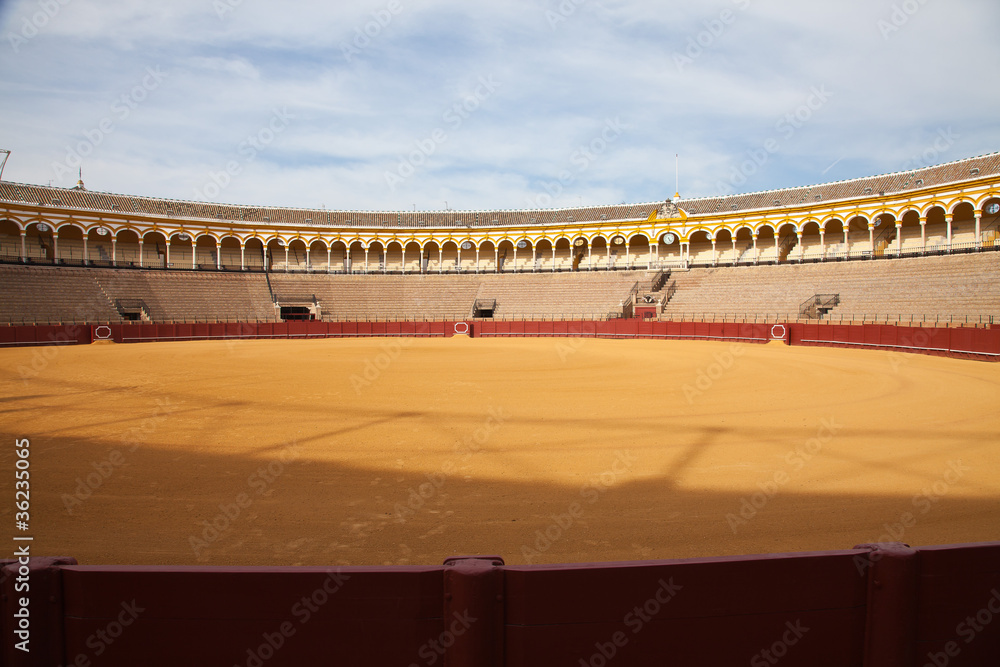 Obraz premium Ruedo de la plaza de la Maestranza en Sevilla