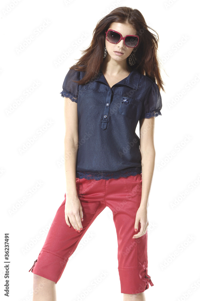 Fototapeta premium Full length casual young fashion in sunglasses posing