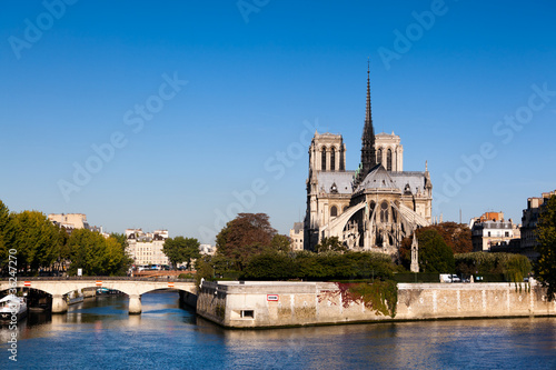 Cathédrale Notre Dame de Paris, France © Beboy