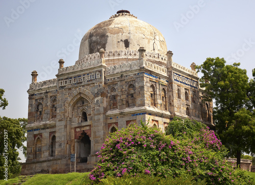 Sheesh Shish Gumbad Tomb Lodi Gardens New Delhi India
