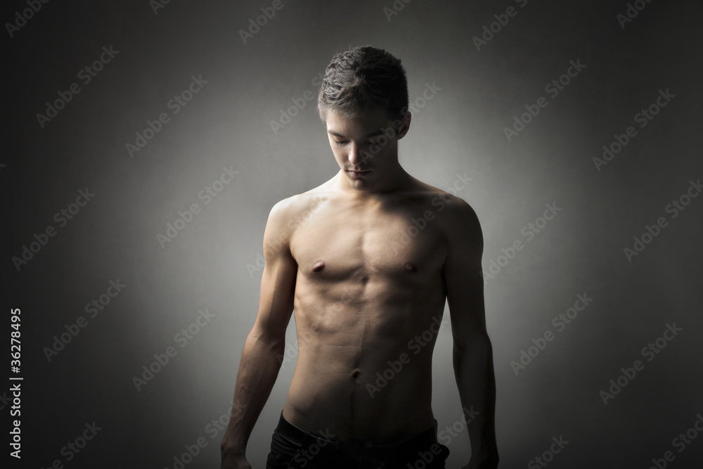 Naklejka premium Muscular man