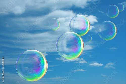 bulles de savon sur fond de ciel
