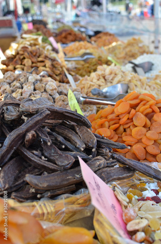 frutta candita photo