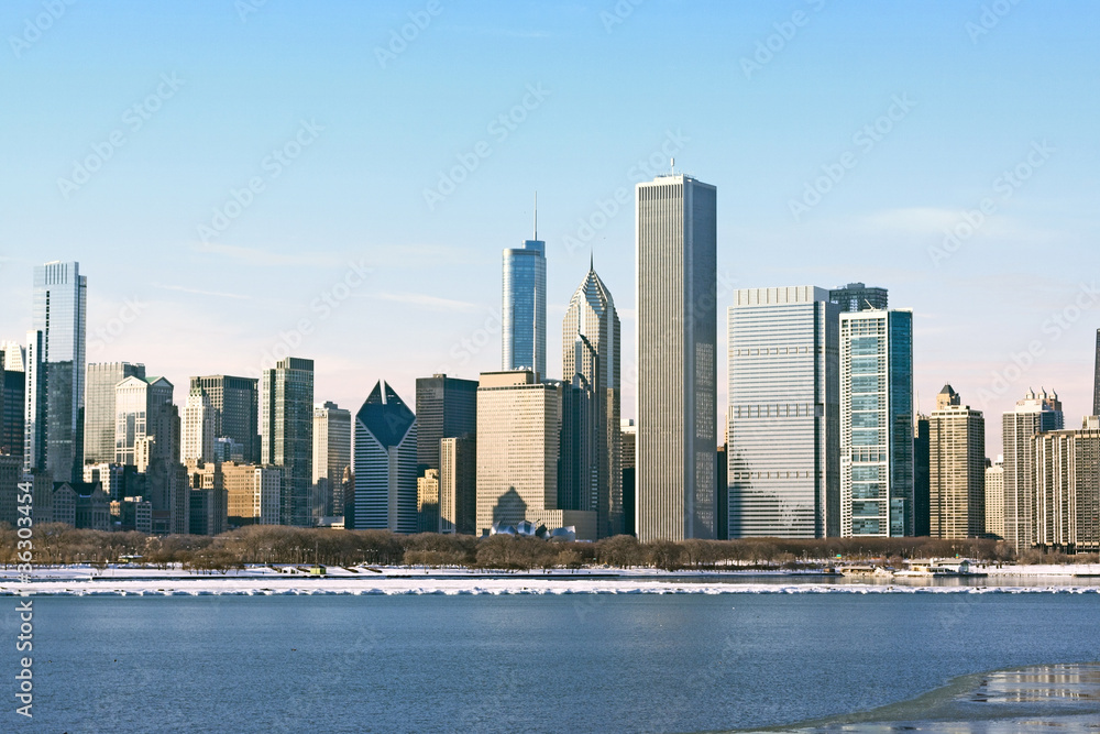 Fototapeta premium Downtown Chicago in Winter at Sunrise