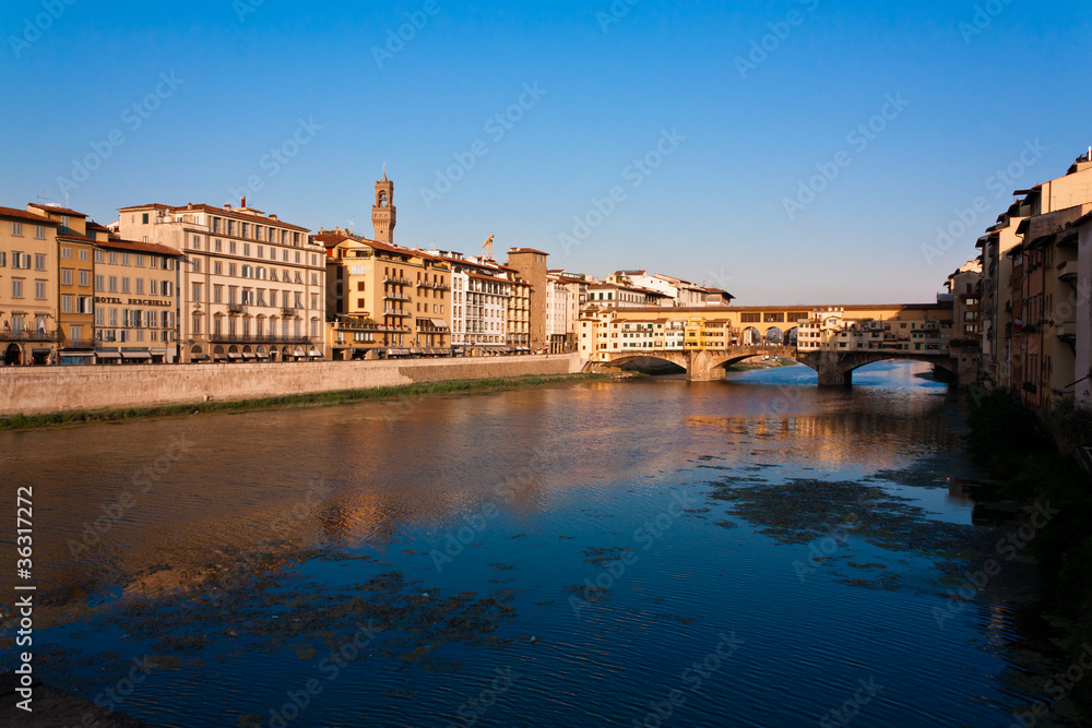 Ponte Vecchio sull'Arno a Firenze
