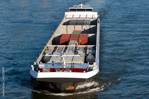 Valokuvatapetti cargo barge