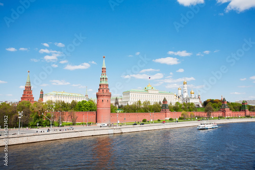 Russia, Moscow, type to the Moscow Kremlin and the river © Shchipkova Elena