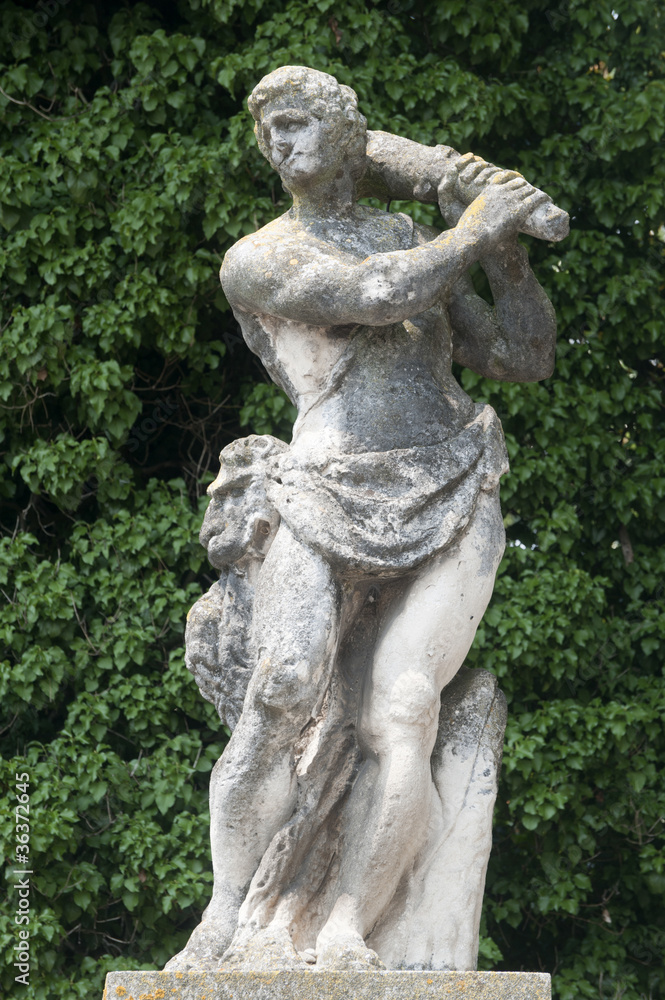 Sovizzo (Vicenza, Veneto, Italy), Villa Curti: ancient statue