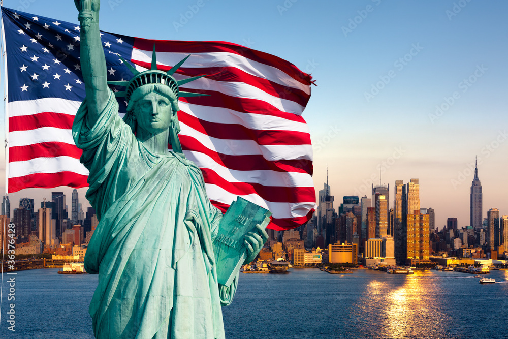 Obraz premium Panoramę Nowego Jorku, Statuę Wolności