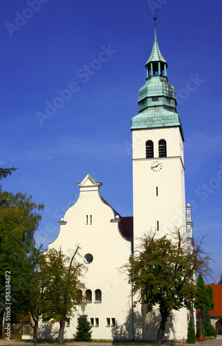 wieża małego kościoła