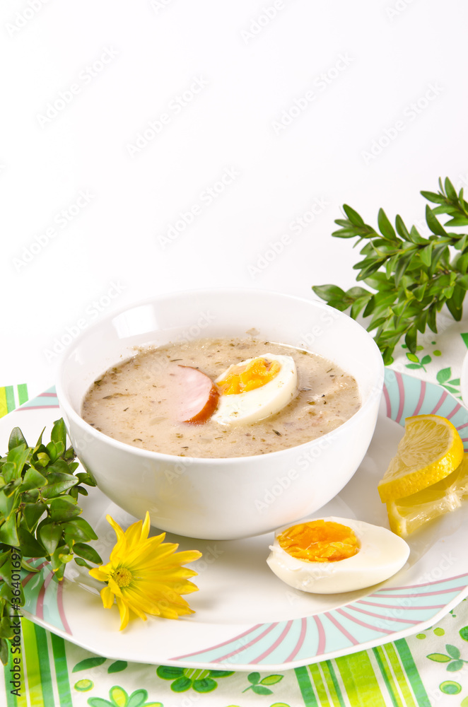 Zurek ist eine herzhafte Polnische Ostersuppe Zurek ist eine herzhafte Polnische Ostersuppe
