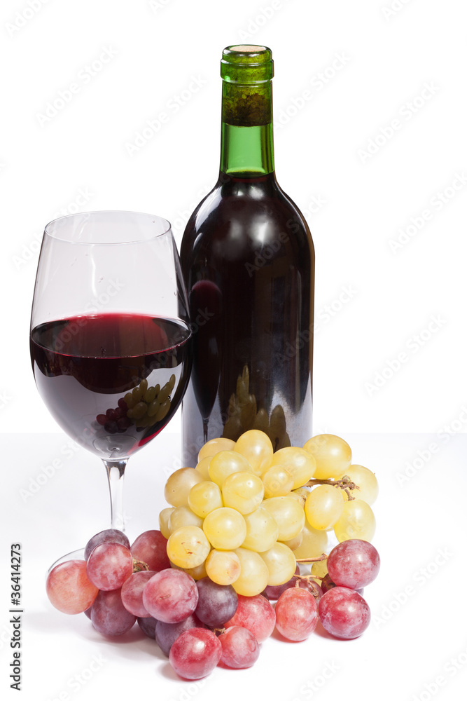 Fototapeta premium Botella de vino, copa y uvas