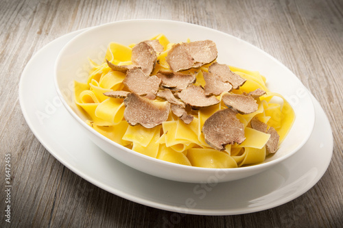 tagliatelle al tartufo bianco