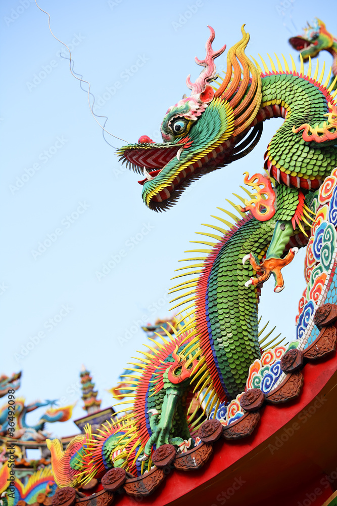 Fototapeta premium Asian temple dragon