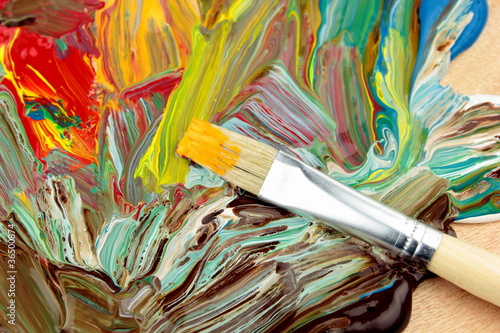 Abstrakt paint and paintbrush