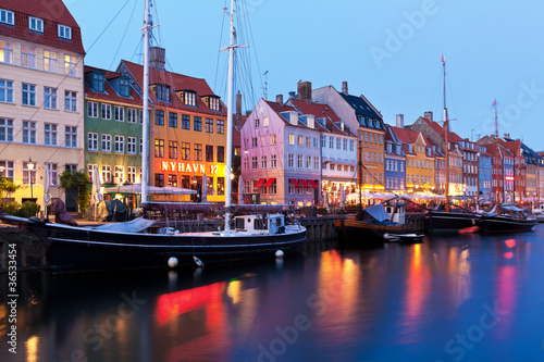 Photography Evening scenery of Nyhavn in Copenhagen, Denmark
