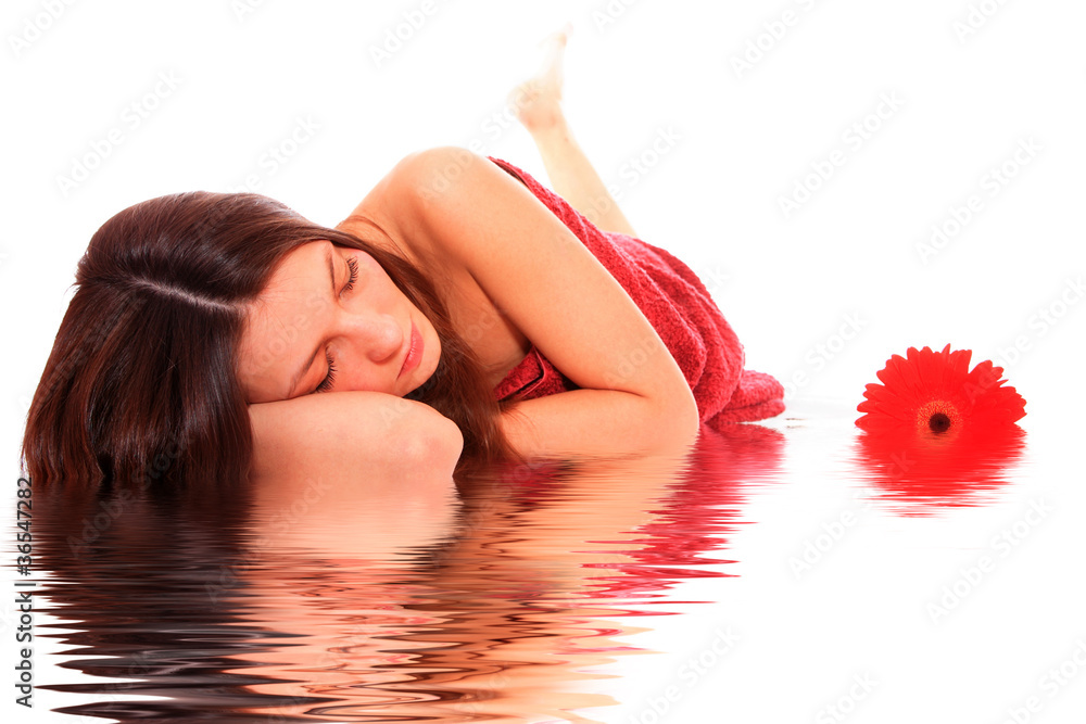 Obraz premium Beautiful young woman ready for spa