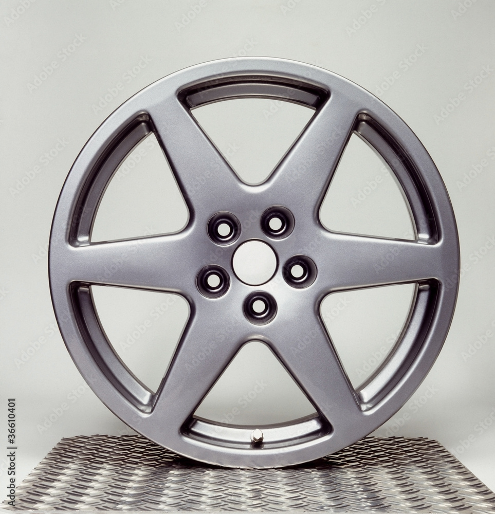 Obraz premium wheel rim in grey back