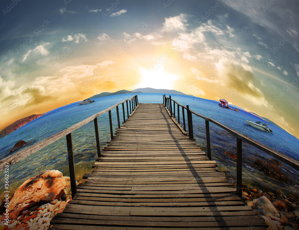 Obraz premium sea bridge