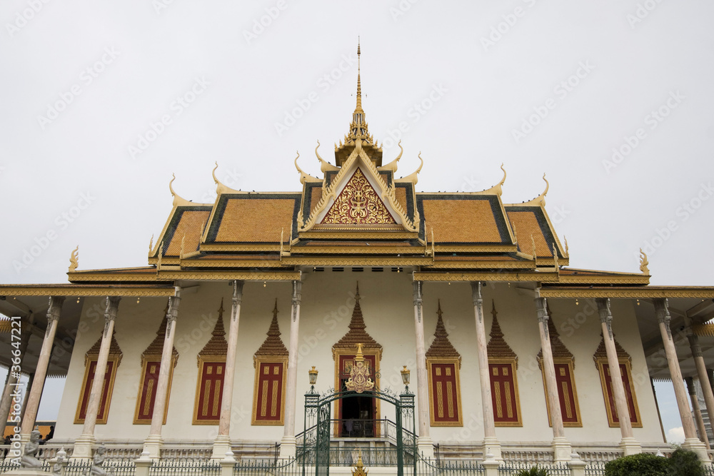 palazzo reale a phnom penh in cambogia