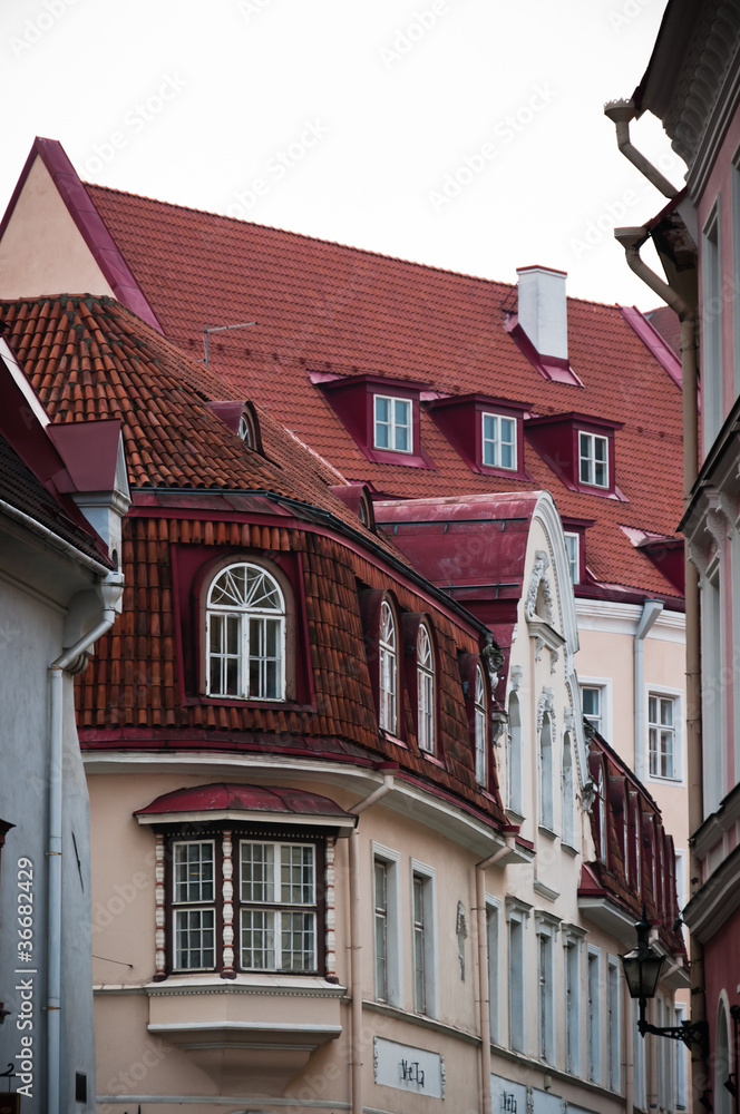 Scandinavian houses with pretty windows Scandinavian houses with pretty windows