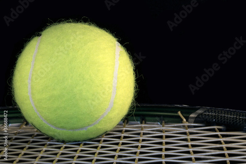 ball and tennis racket © Luis Angel Garcia