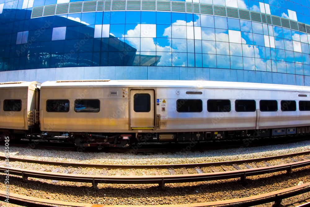 Fototapeta premium Metropolitan Train and Modern Building