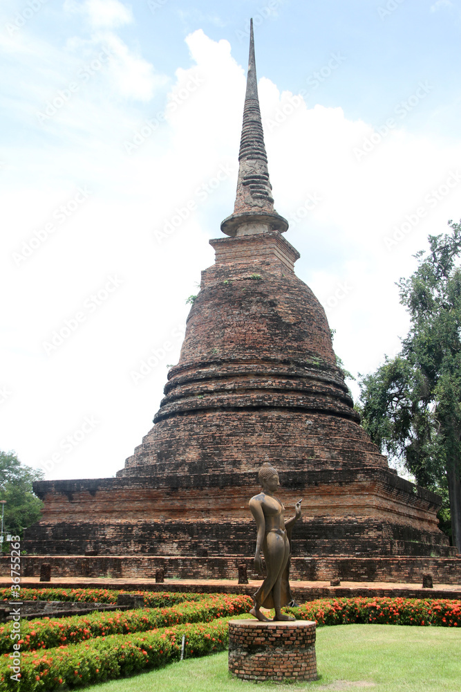 Fototapeta premium Buddha in wat Sa Si